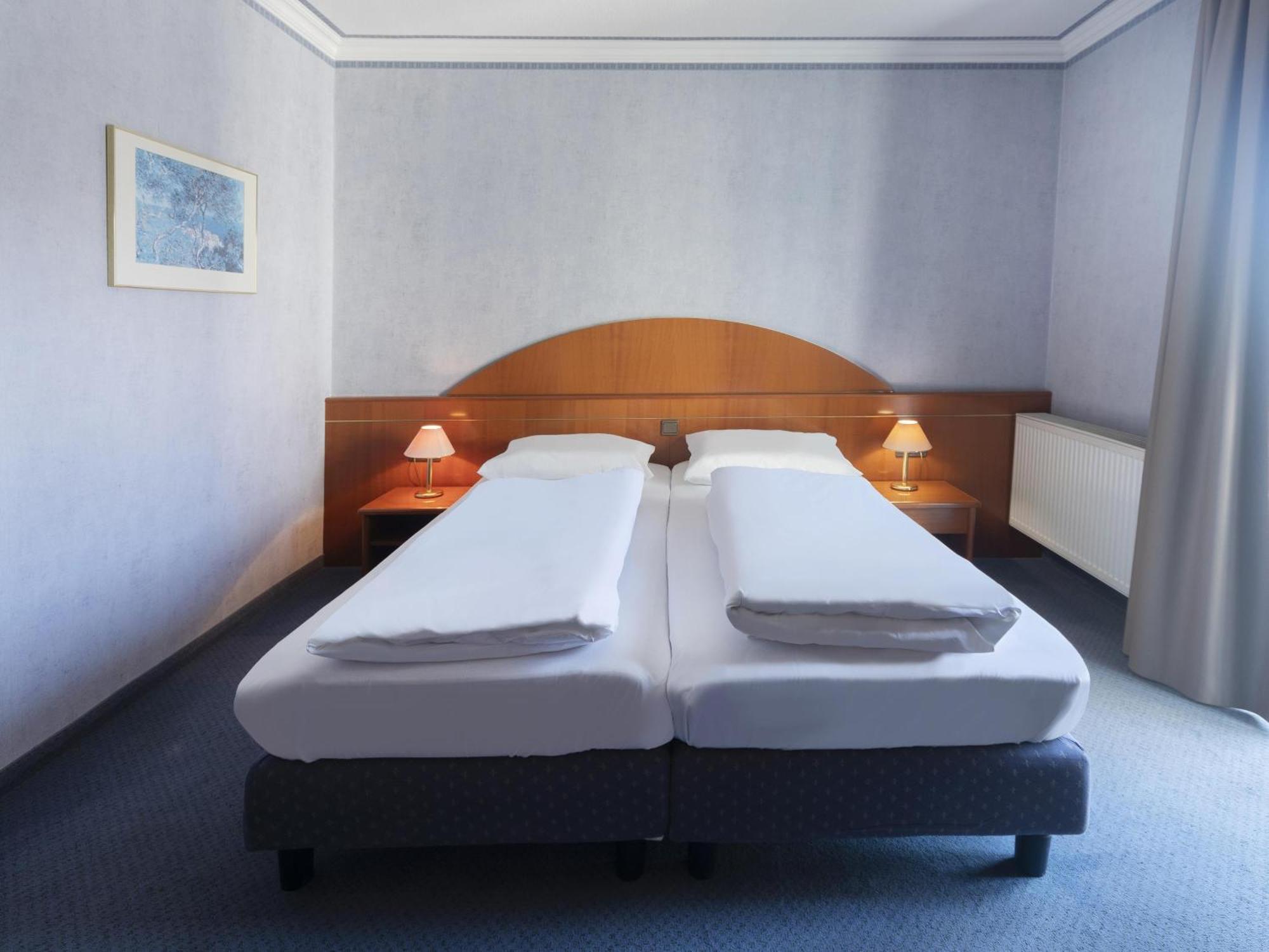 B&B Hotel Gotha-Hbf エクステリア 写真