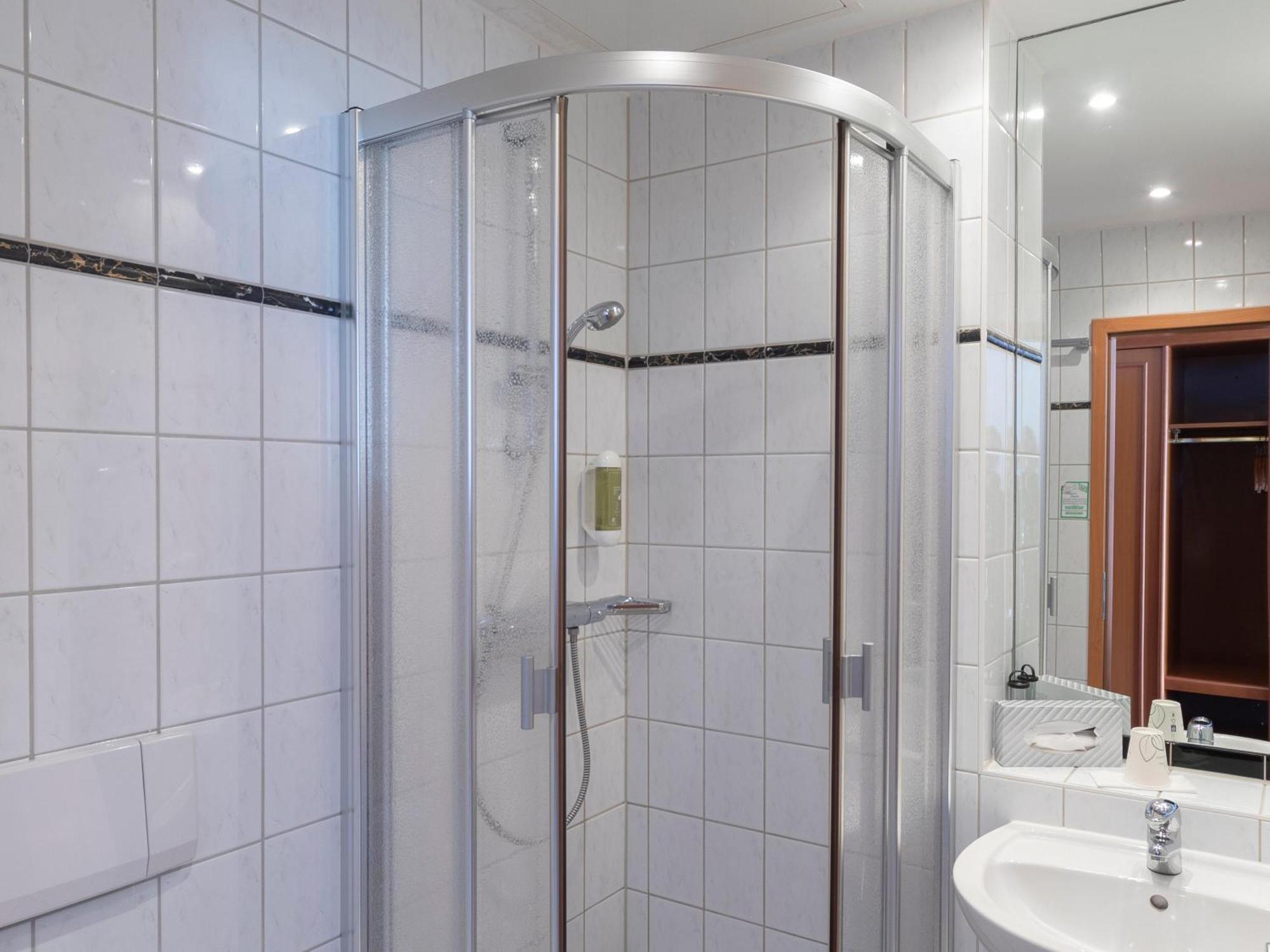 B&B Hotel Gotha-Hbf エクステリア 写真