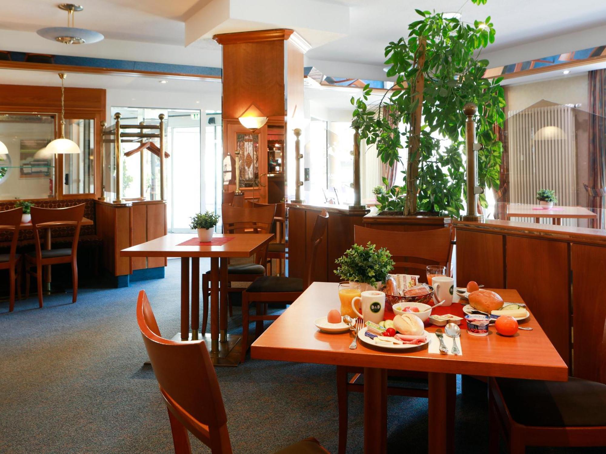 B&B Hotel Gotha-Hbf エクステリア 写真