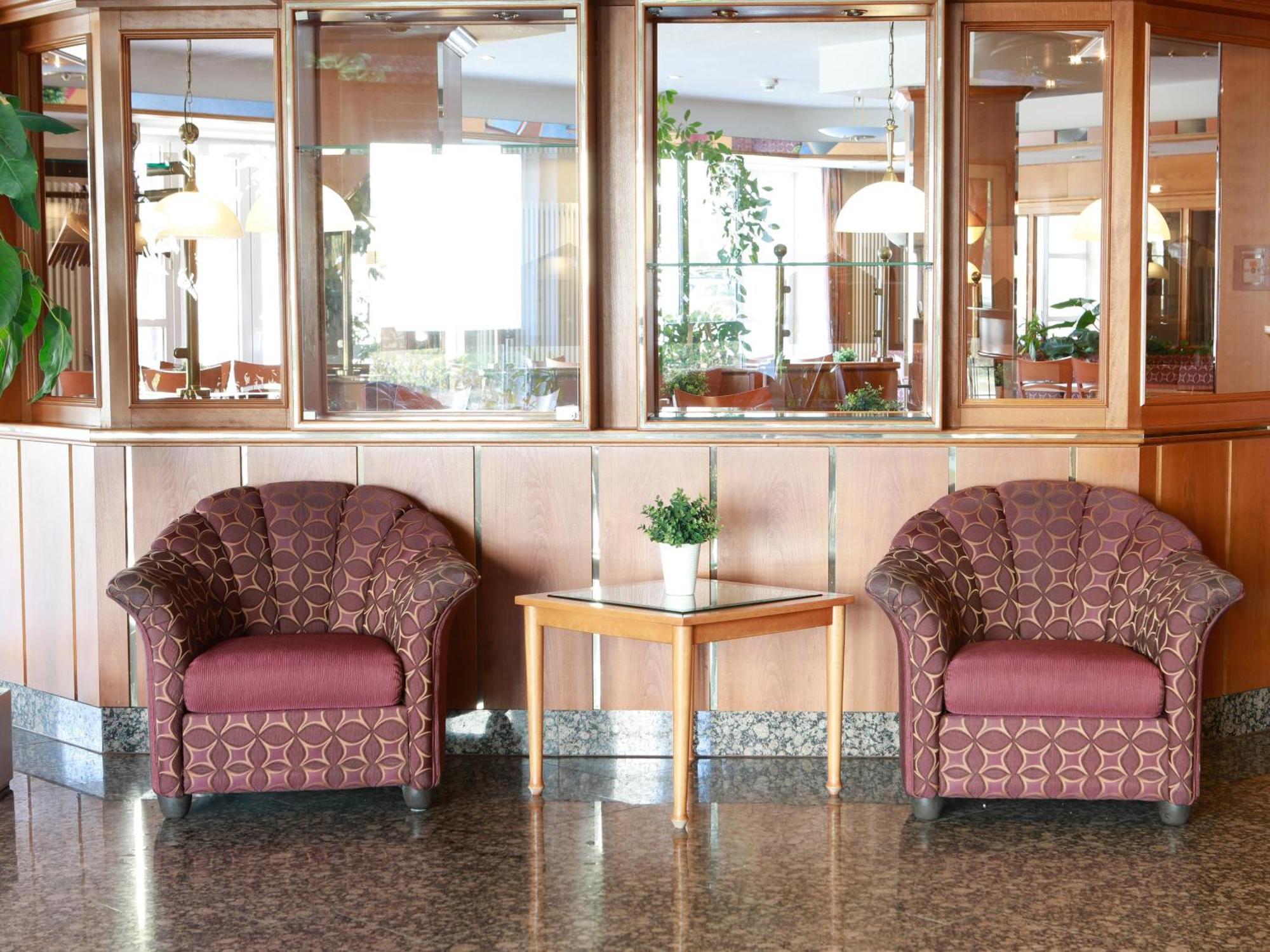 B&B Hotel Gotha-Hbf エクステリア 写真